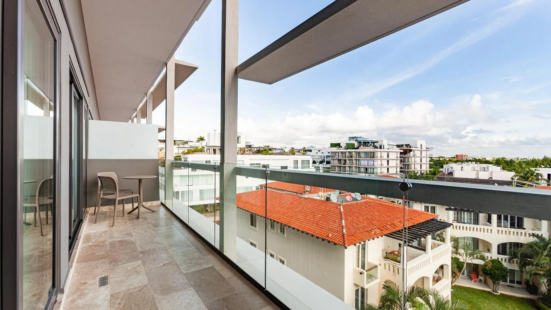Luxury 1Bedroom/Amazing Ocean View/Prime Location Playa del Carmen Apartment